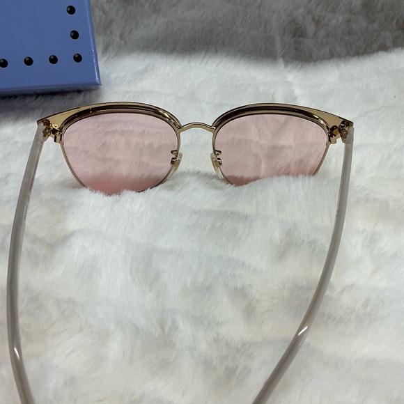 Gucci Sunglasses - Picture 4 of 10